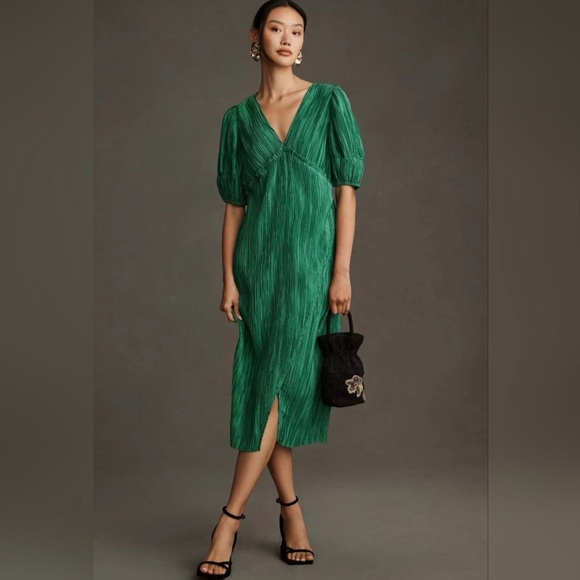 Anthropologie Dresses & Skirts - Elegant Green Dress